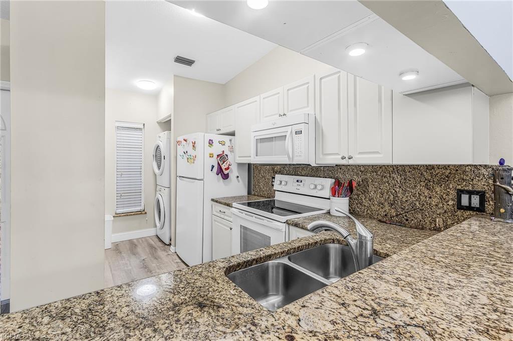 Image 5 of 22 For 3903 San Rocco Drive 111