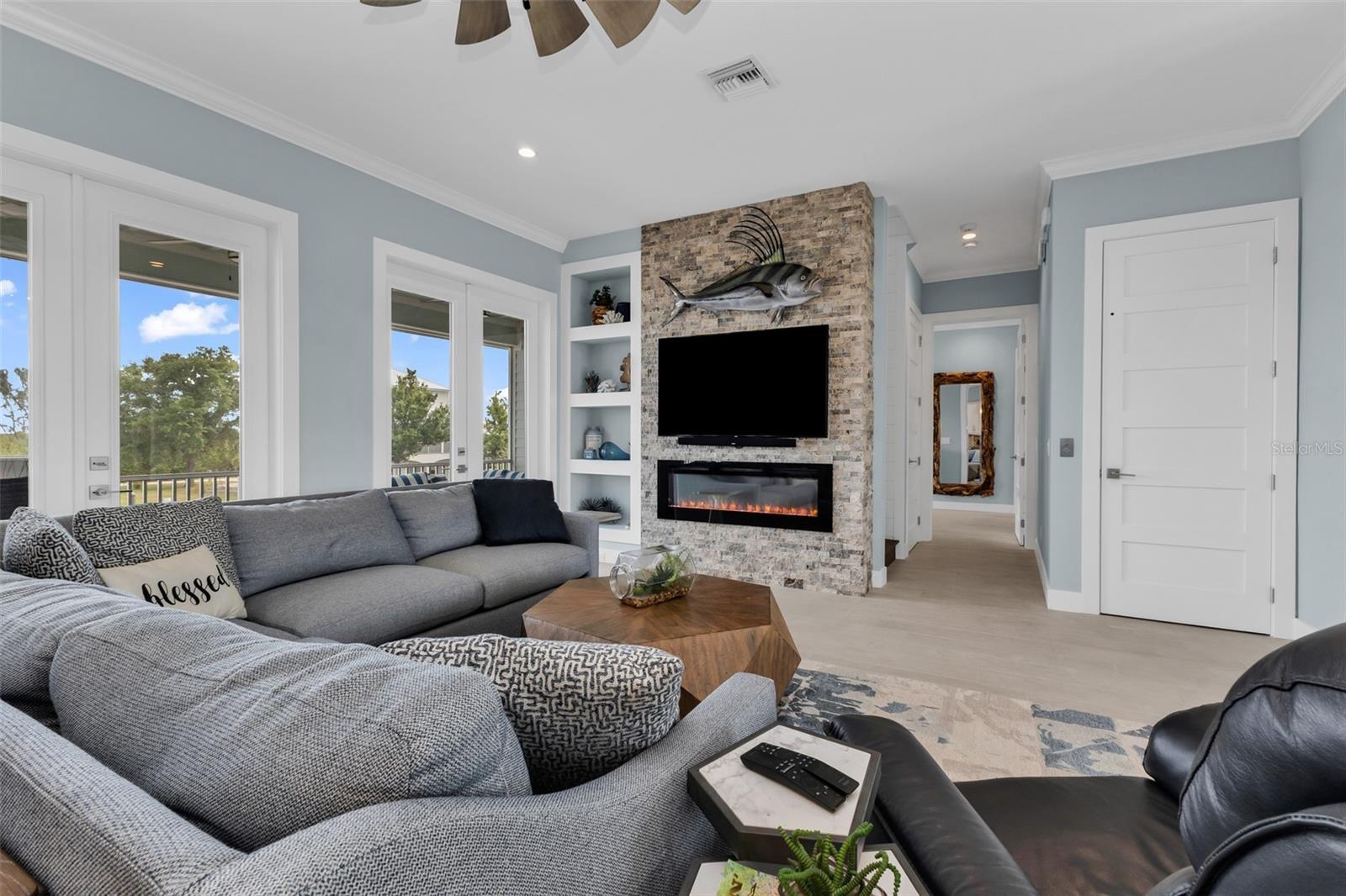 Image 14 of 95 For 24216 Yacht Club Boulevard