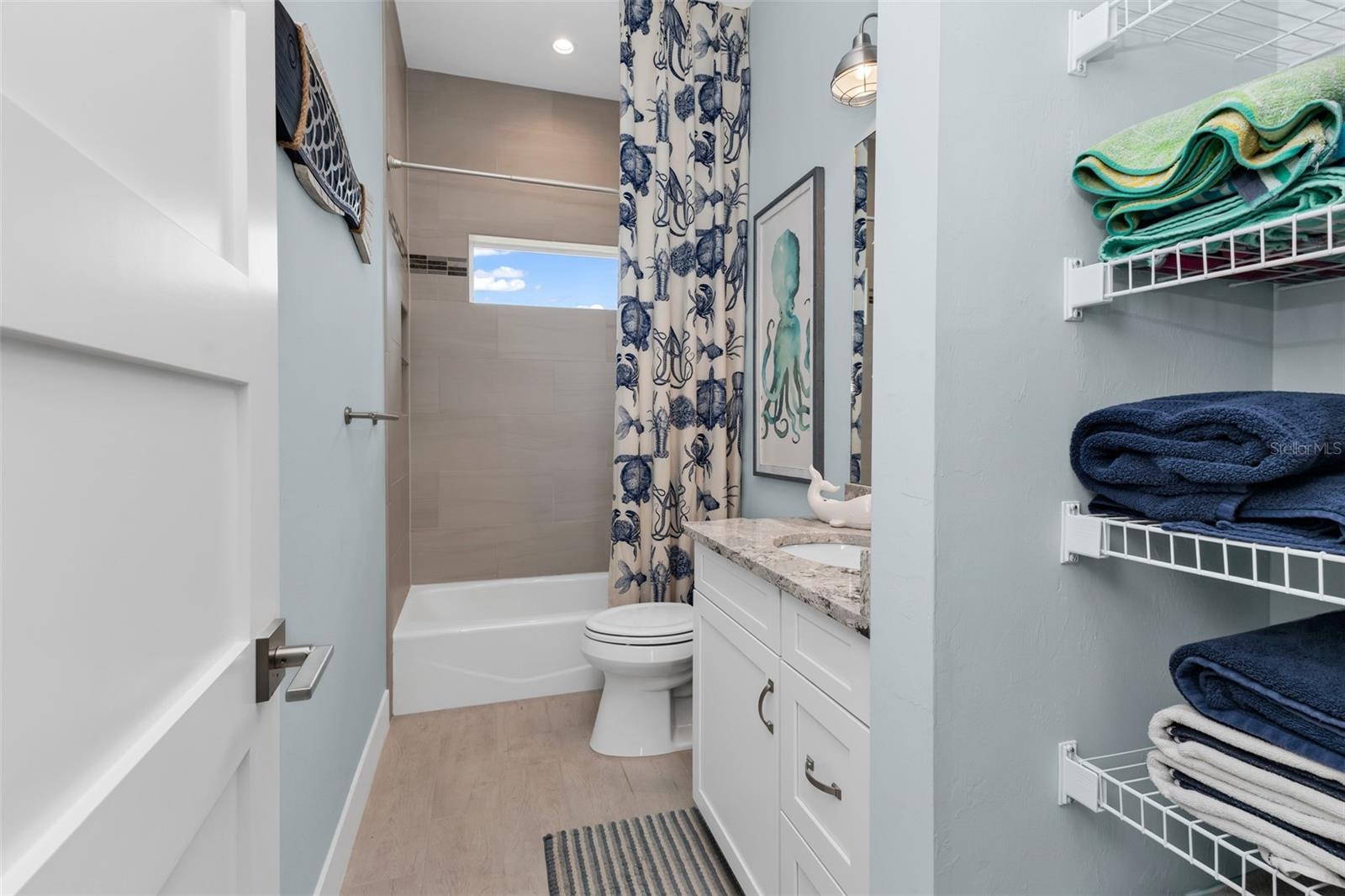 Image 34 of 95 For 24216 Yacht Club Boulevard