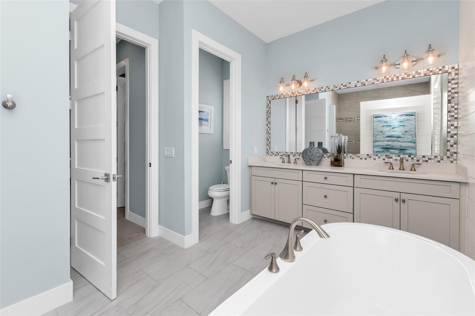 Image 45 of 95 For 24216 Yacht Club Boulevard