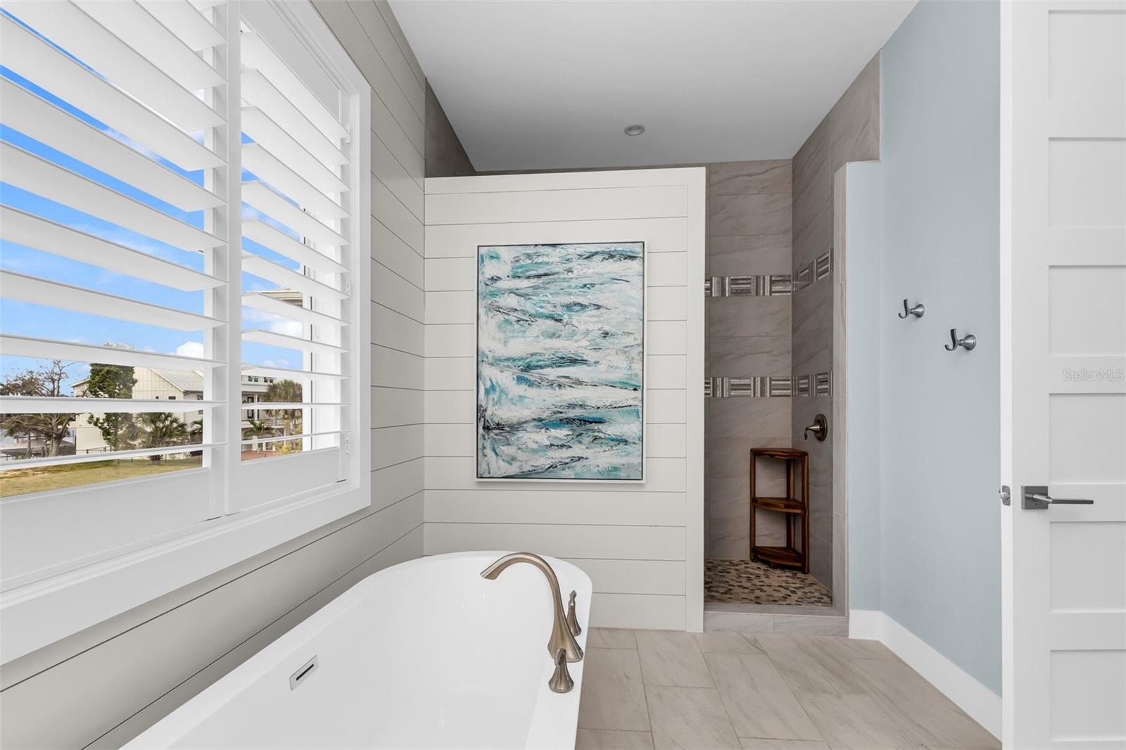 Image 46 of 95 For 24216 Yacht Club Boulevard