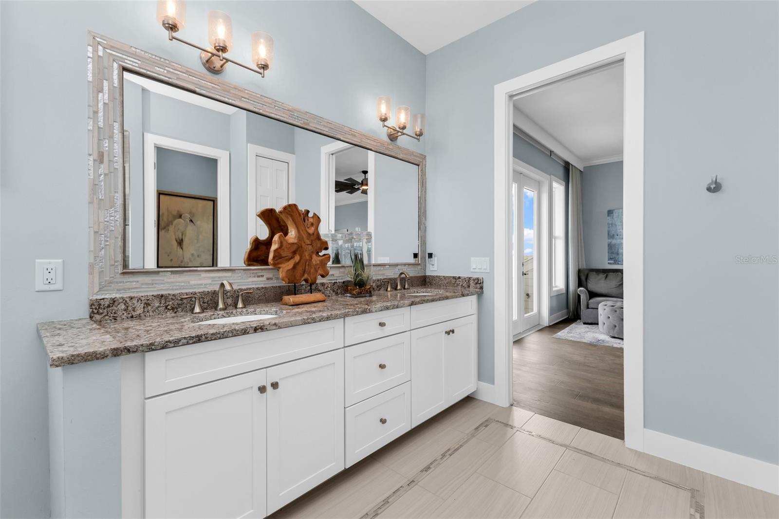 Image 61 of 95 For 24216 Yacht Club Boulevard