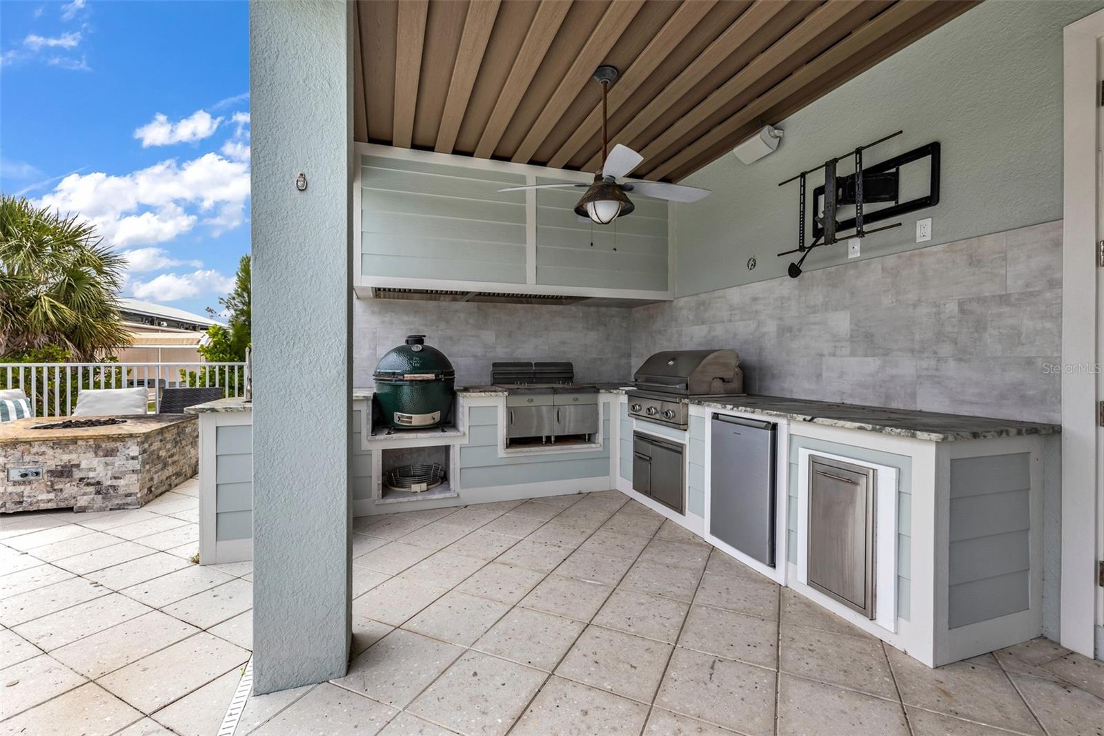 Image 68 of 95 For 24216 Yacht Club Boulevard