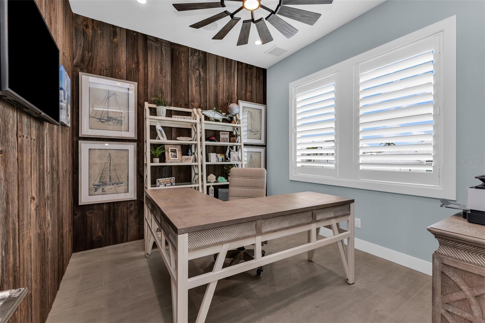 Image 9 of 95 For 24216 Yacht Club Boulevard