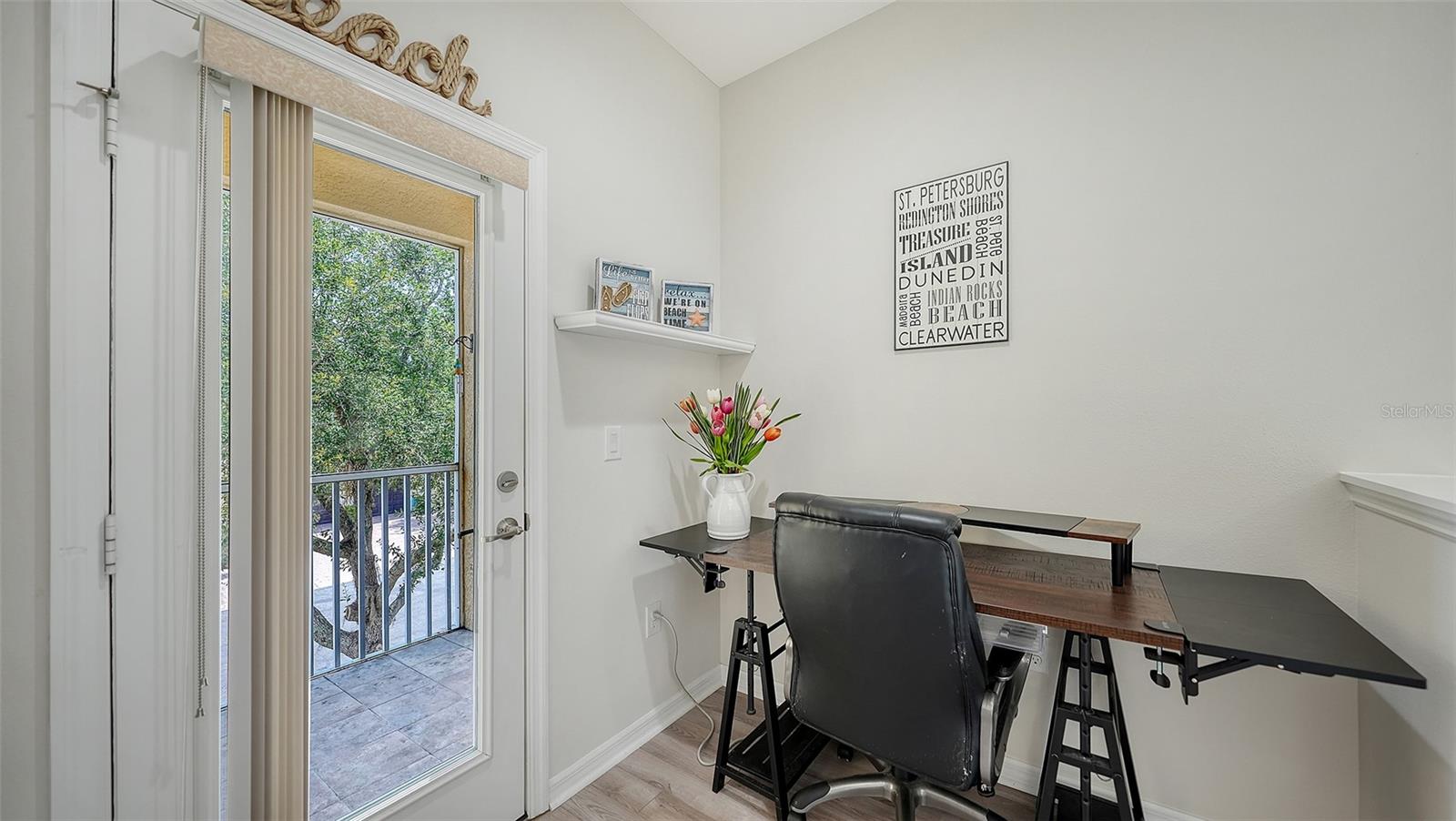 Image 17 of 34 For 7843 Moonstone Drive 24-202
