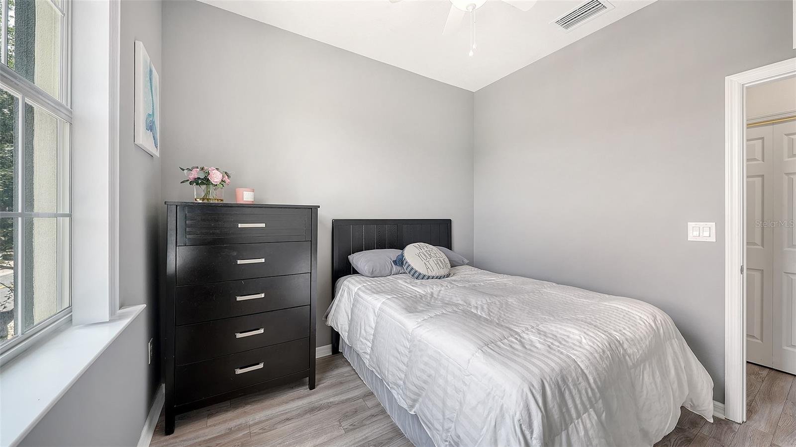 Image 24 of 34 For 7843 Moonstone Drive 24-202