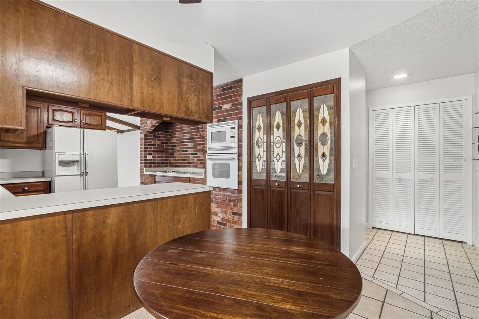 Image 13 of 45 For 2749 Greendale Drive