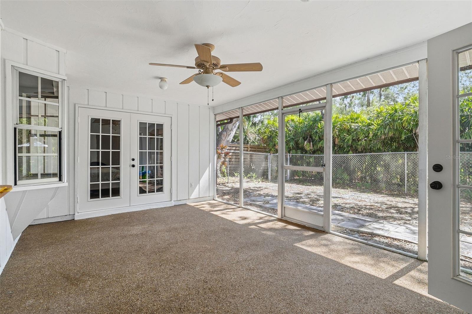 Image 32 of 45 For 2749 Greendale Drive