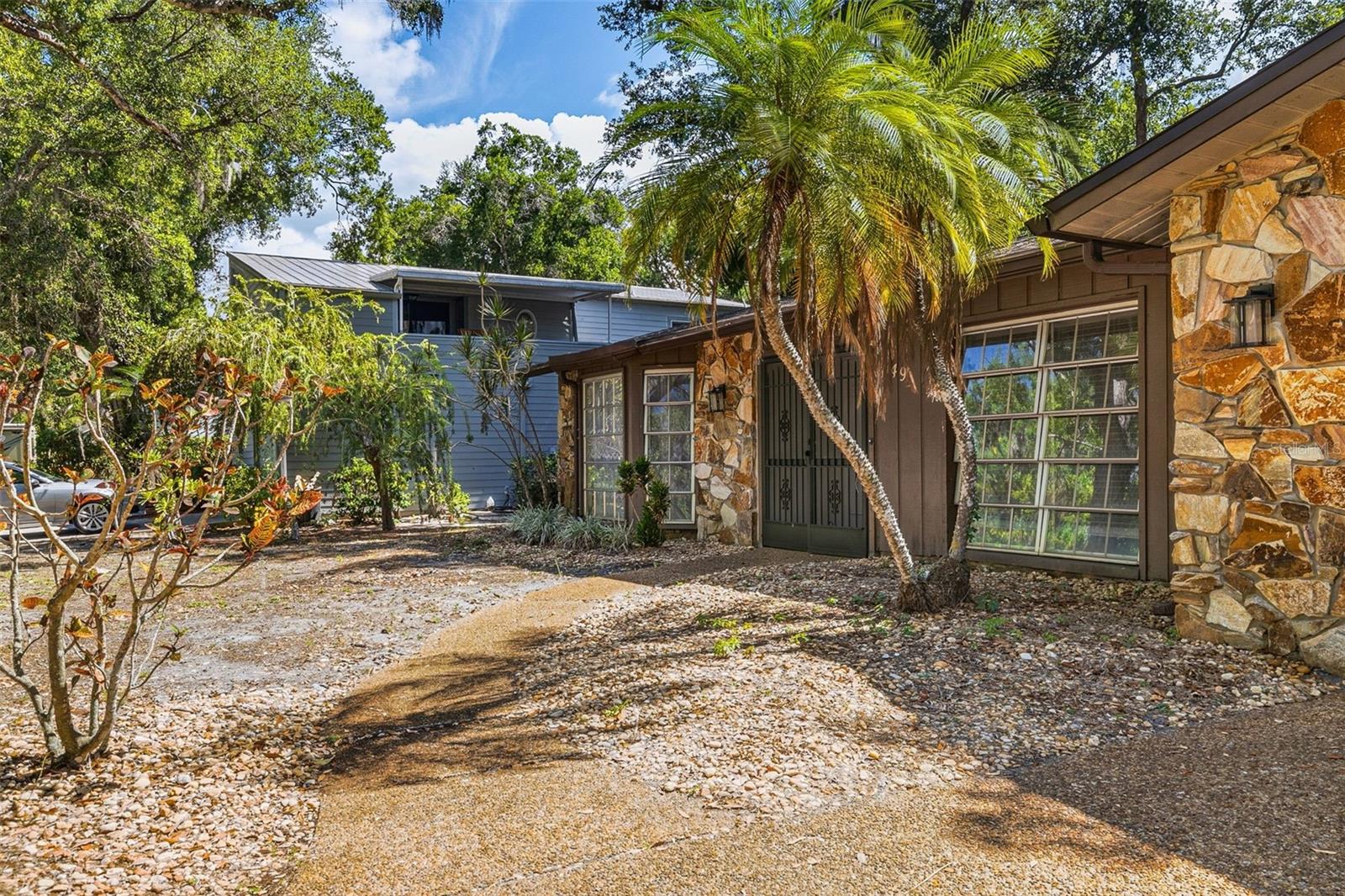 Image 4 of 45 For 2749 Greendale Drive