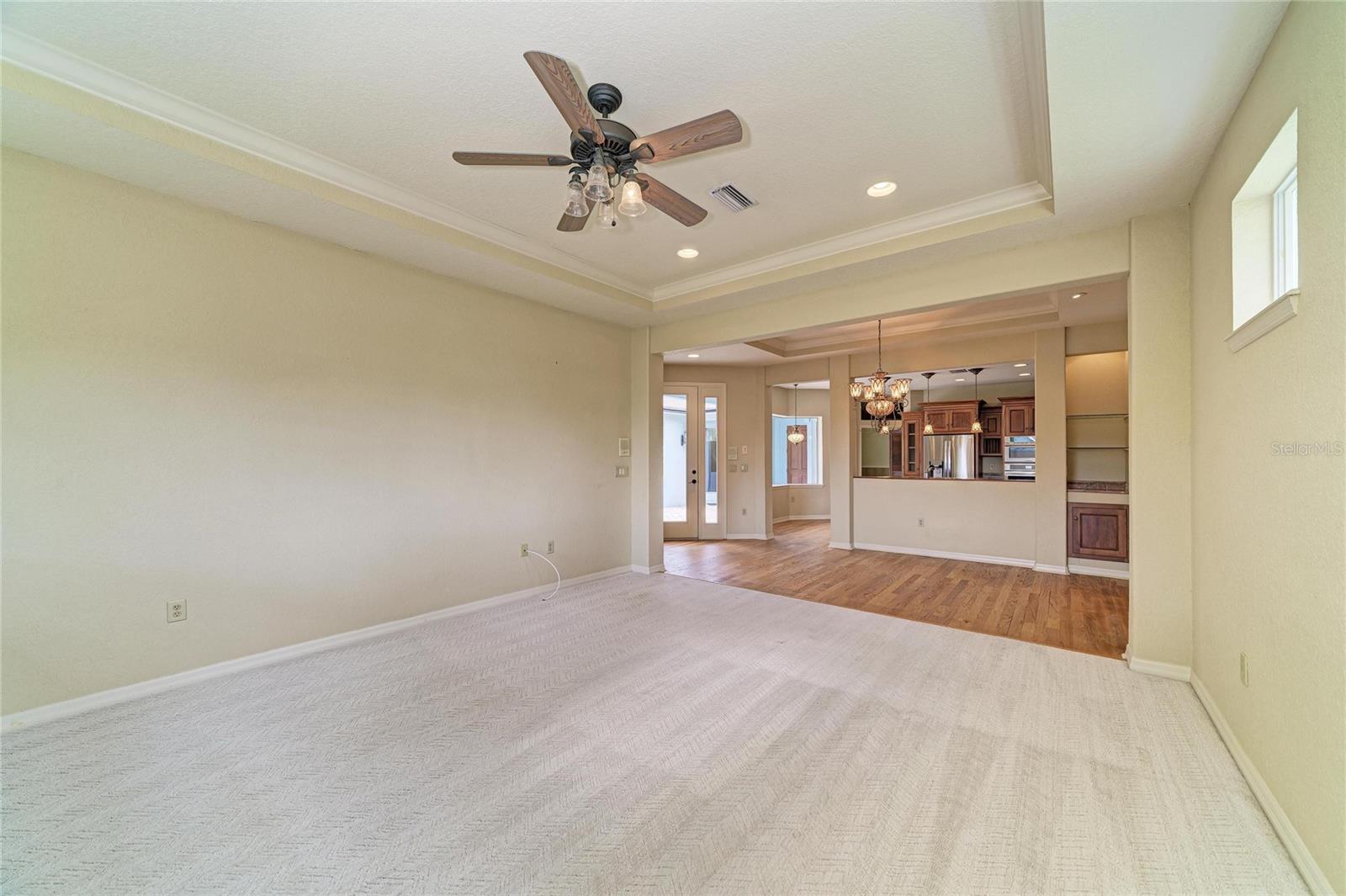 Image 14 of 59 For 5811 30th Court E