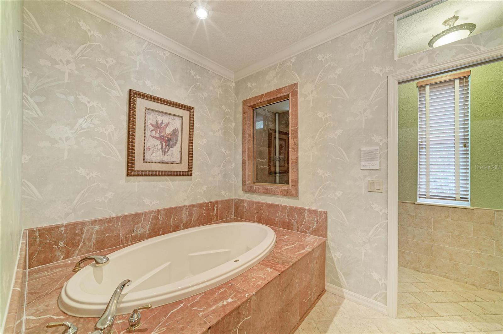 Image 30 of 59 For 5811 30th Court E