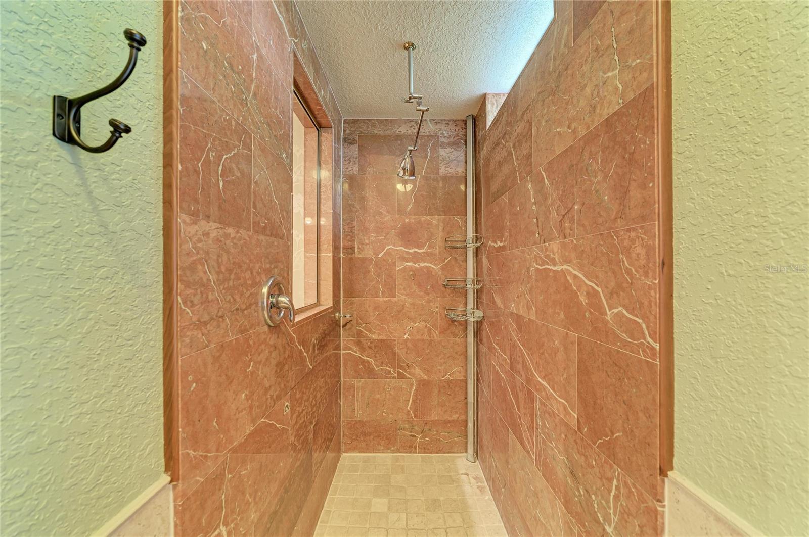 Image 31 of 59 For 5811 30th Court E