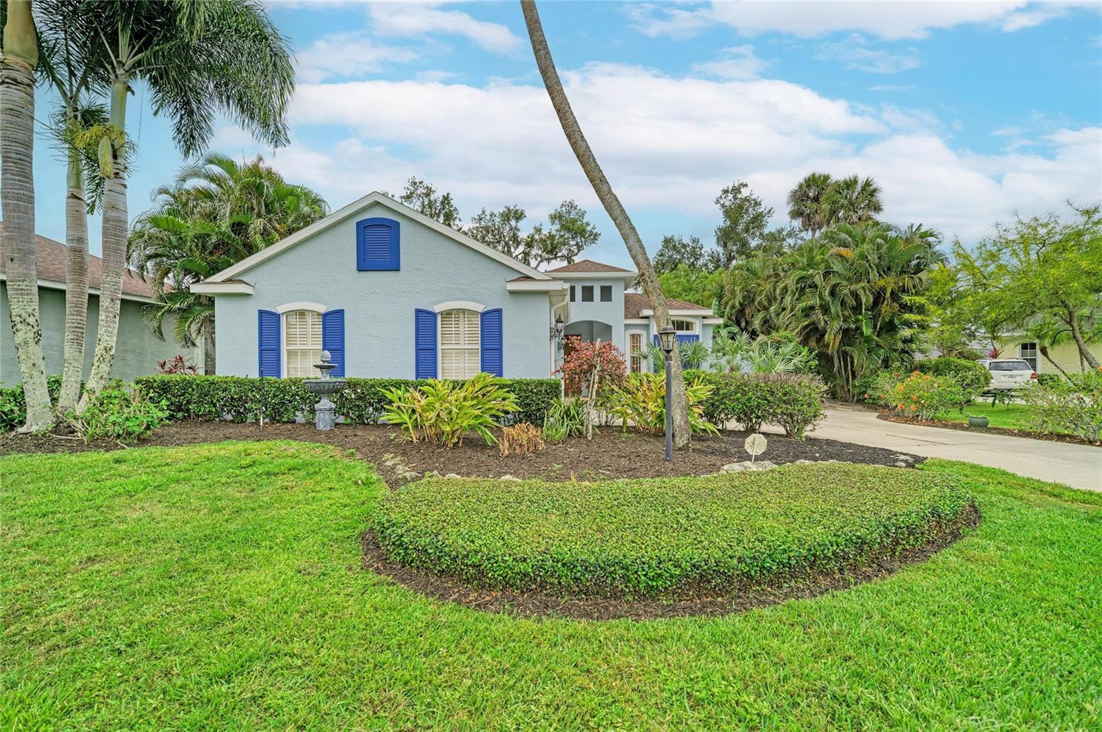 Image 4 of 59 For 5811 30th Court E