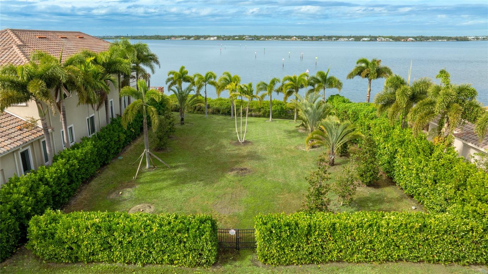 Image 4 of 17 For 4223 Hawk Island Drive