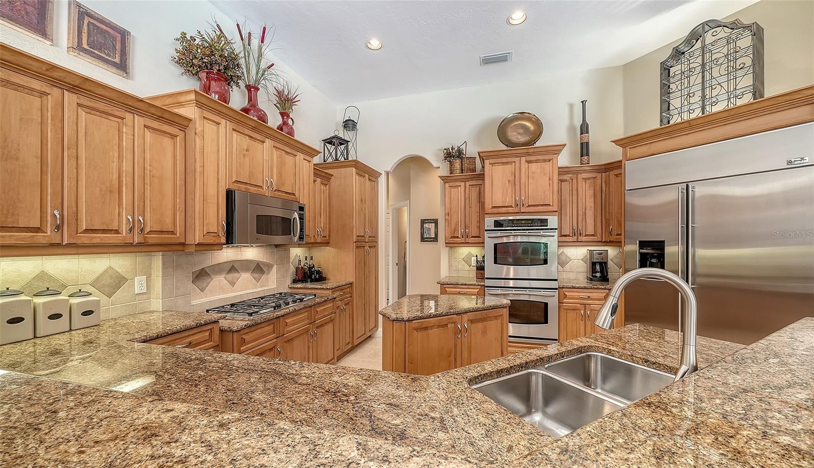 Image 16 of 72 For 7507 Abbey Glen
