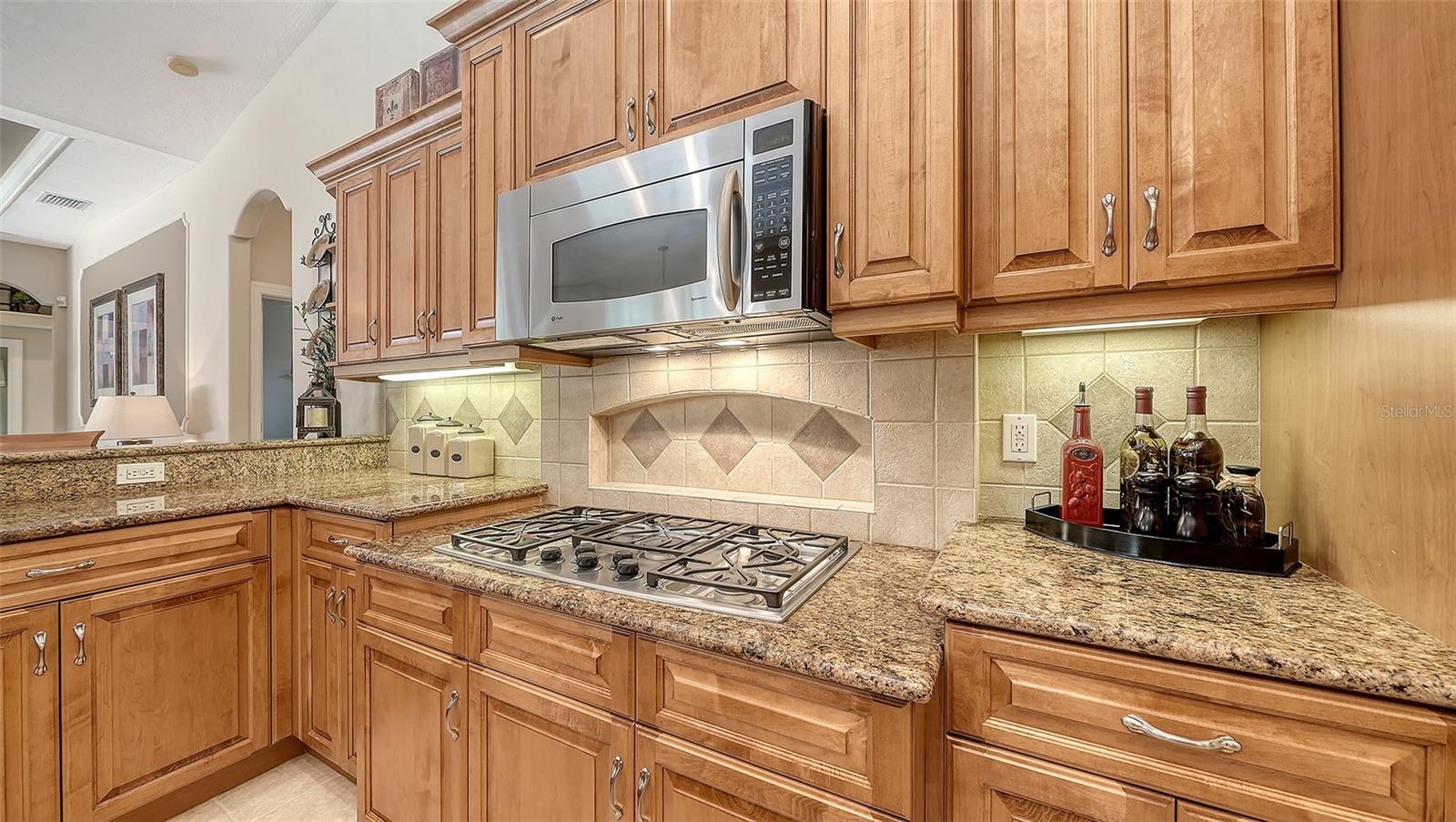 Image 17 of 72 For 7507 Abbey Glen