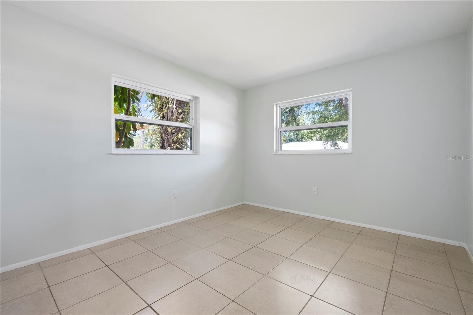 Image 11 of 23 For 5446 Foxwood Drive