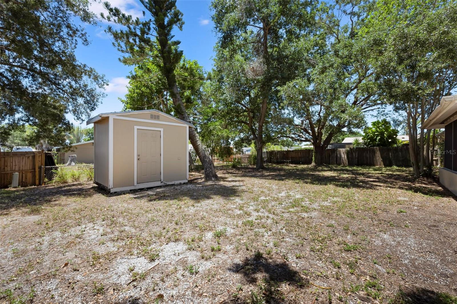 Image 18 of 23 For 5446 Foxwood Drive