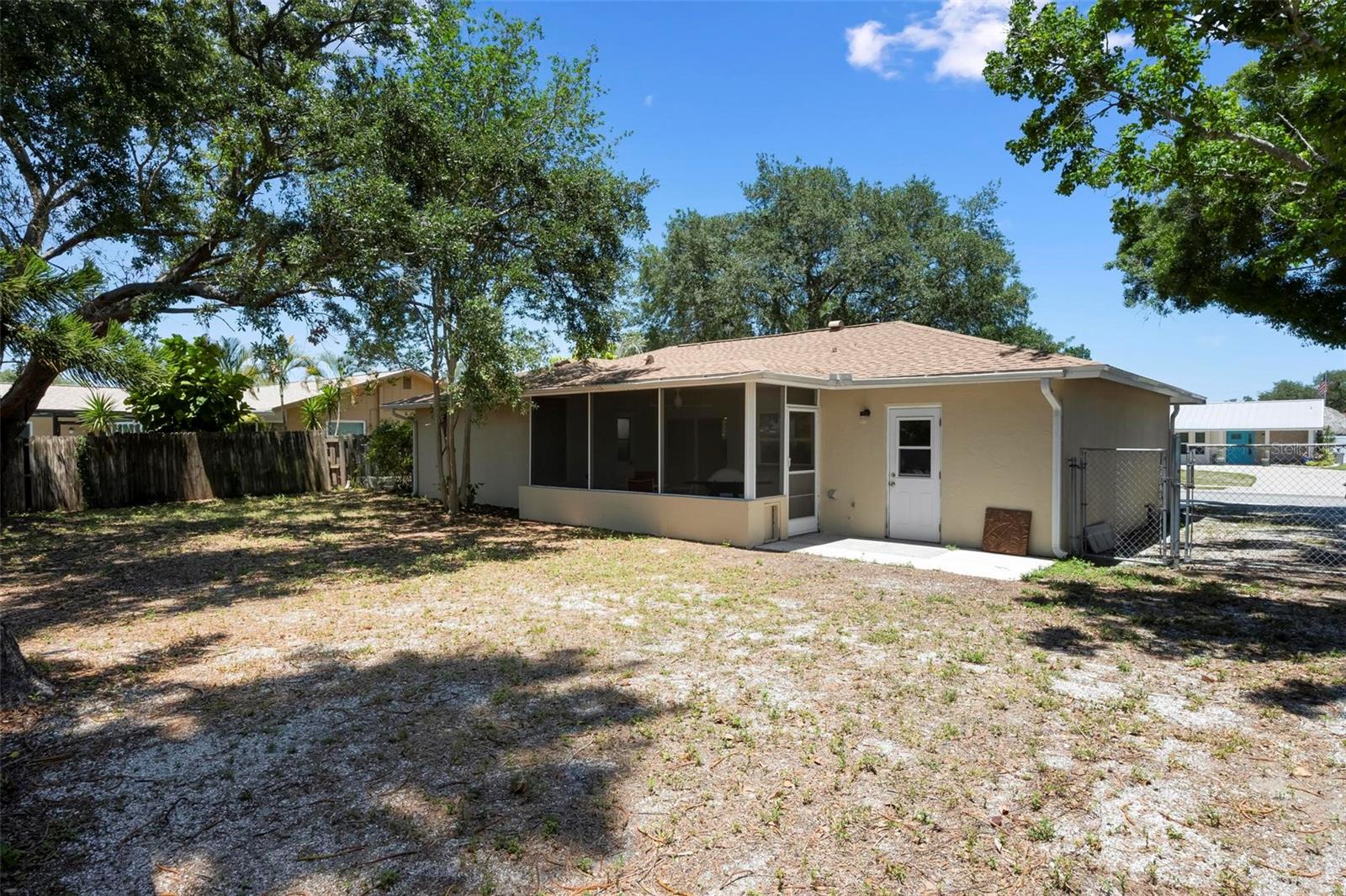 Image 19 of 23 For 5446 Foxwood Drive