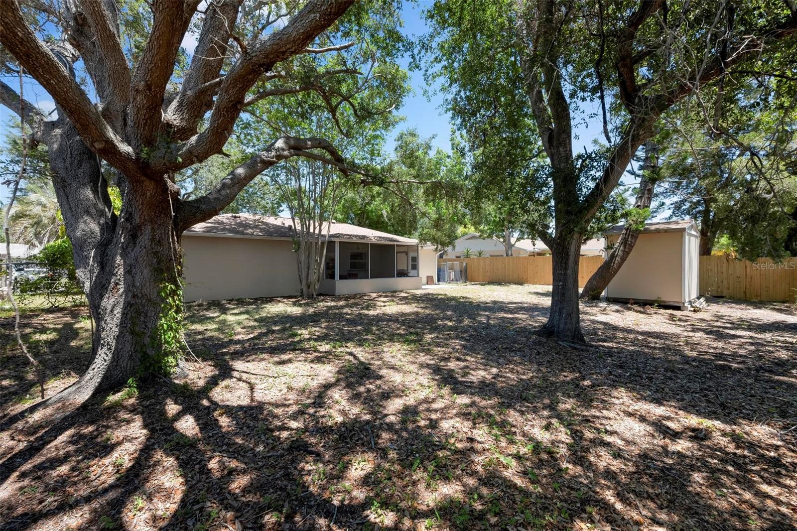 Image 20 of 23 For 5446 Foxwood Drive