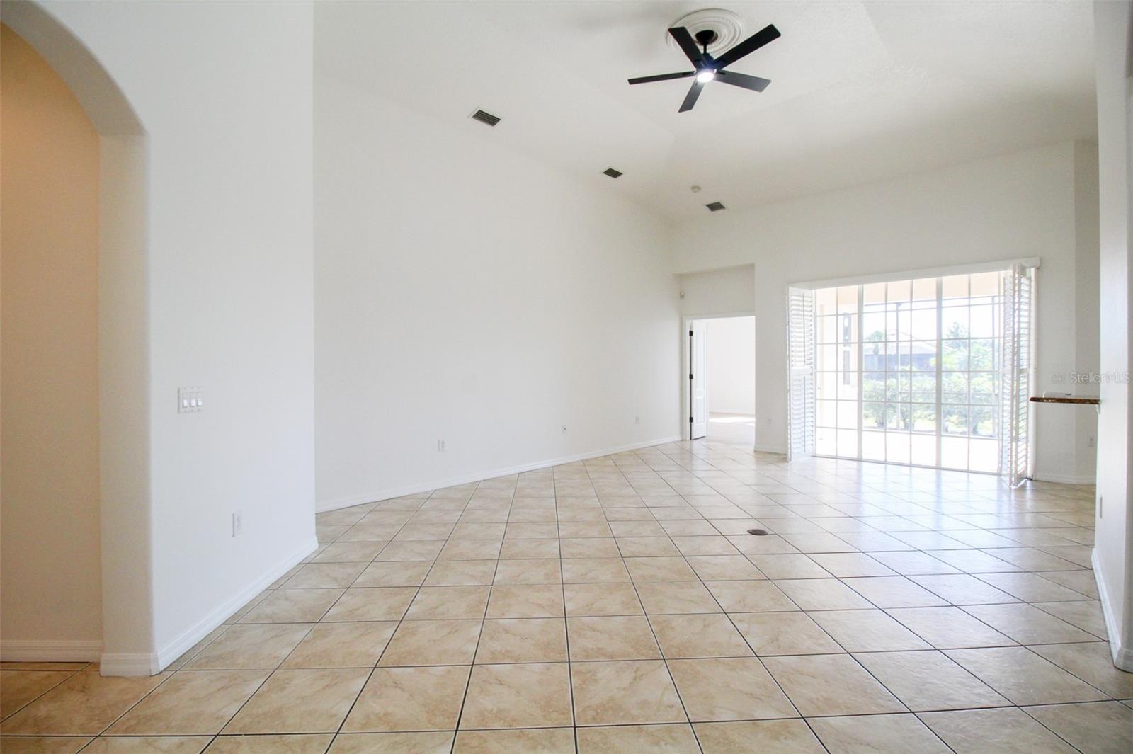 Image 12 of 31 For 6343 Rookery Circle