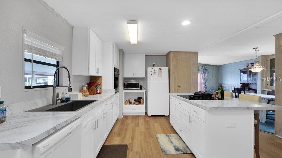 Image 14 of 29 For 4212 Cedarwood Street