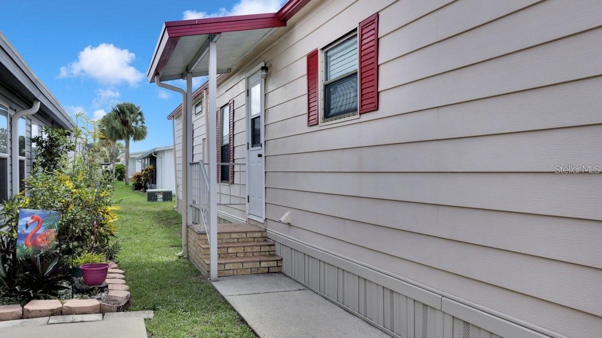 Image 4 of 29 For 4212 Cedarwood Street