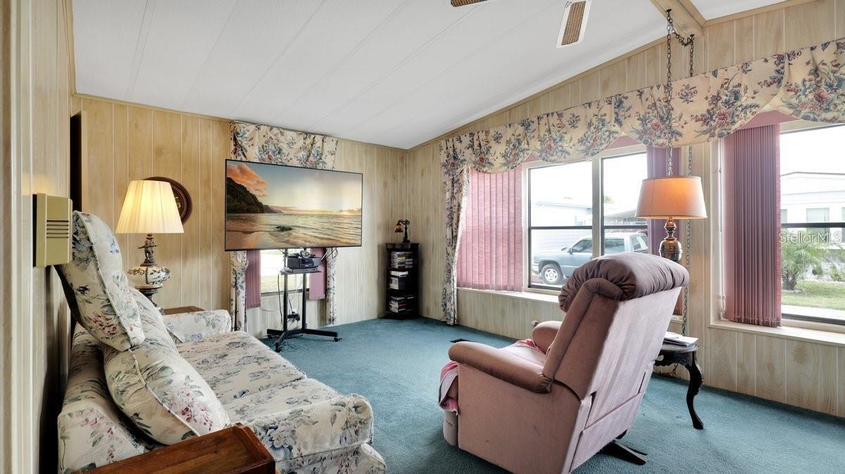 Image 9 of 29 For 4212 Cedarwood Street