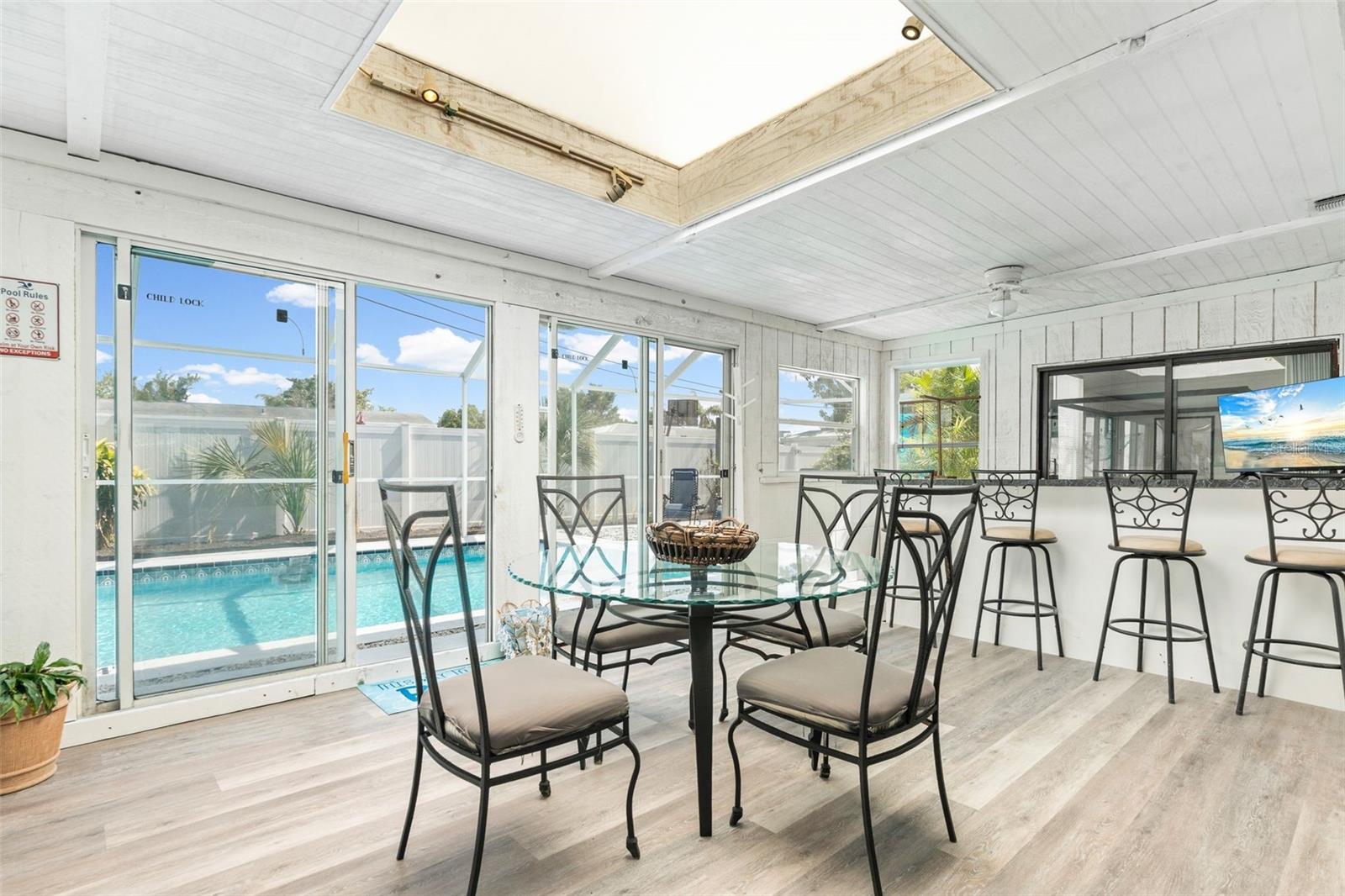 Image 17 of 25 For 3007 Florida Boulevard