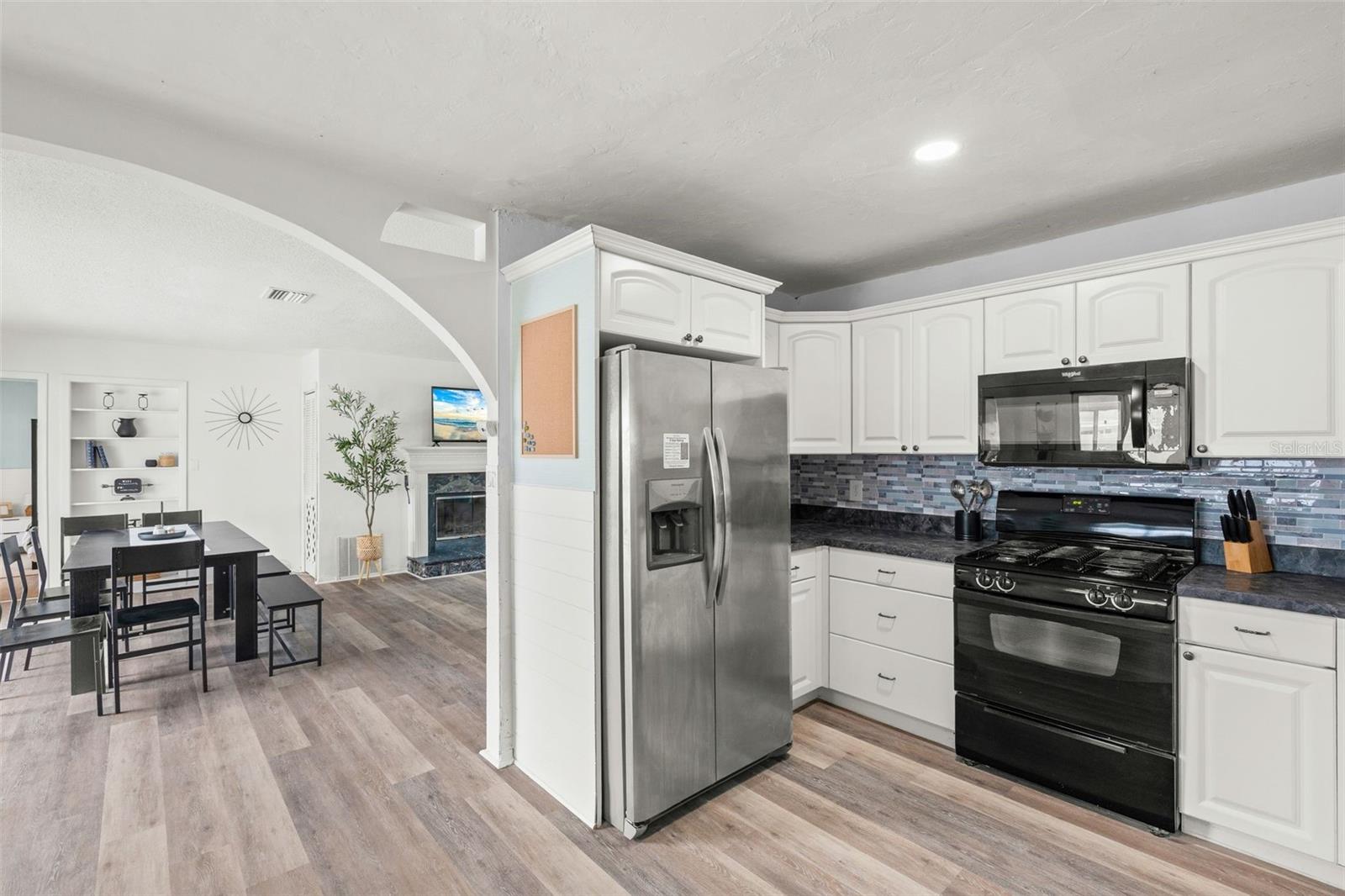 Image 5 of 25 For 3007 Florida Boulevard