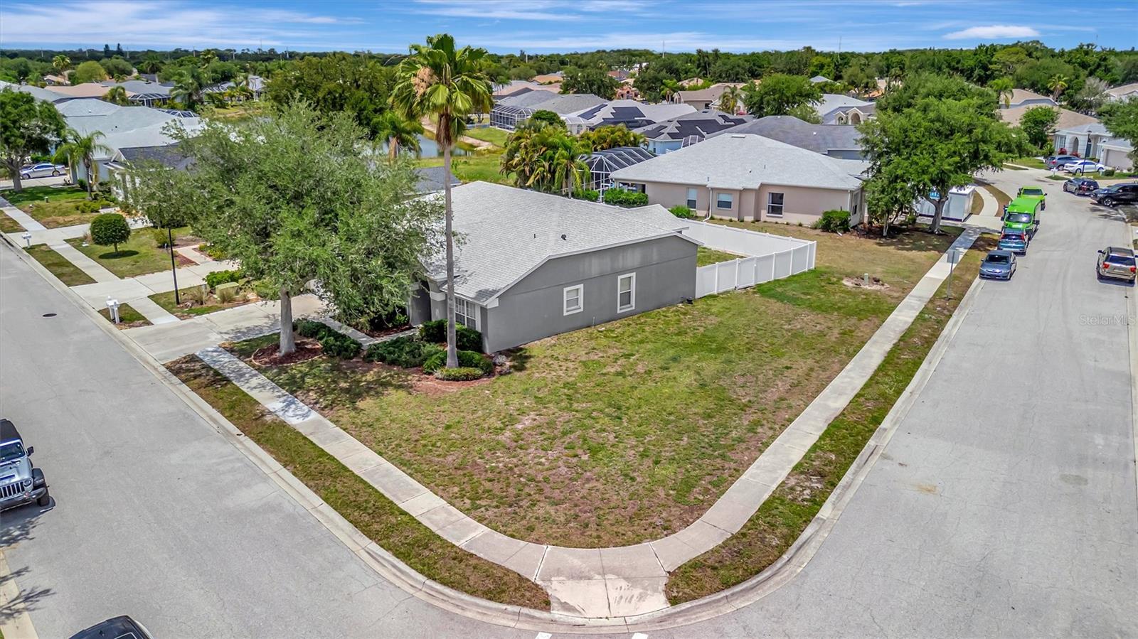 Image 4 of 43 For 4802 Bookelia Circle