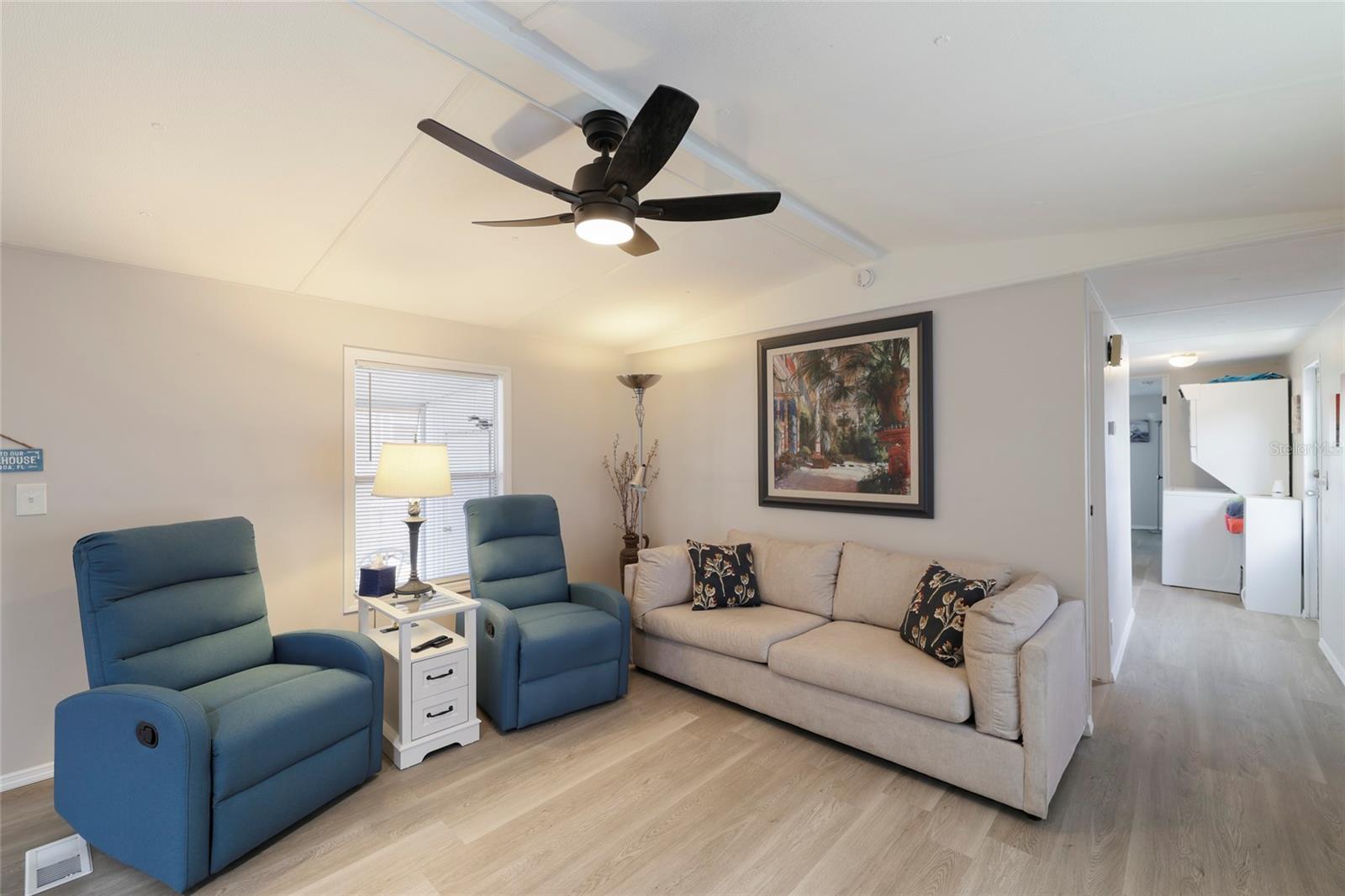 Image 17 of 33 For 3119 Sunny Harbor Drive