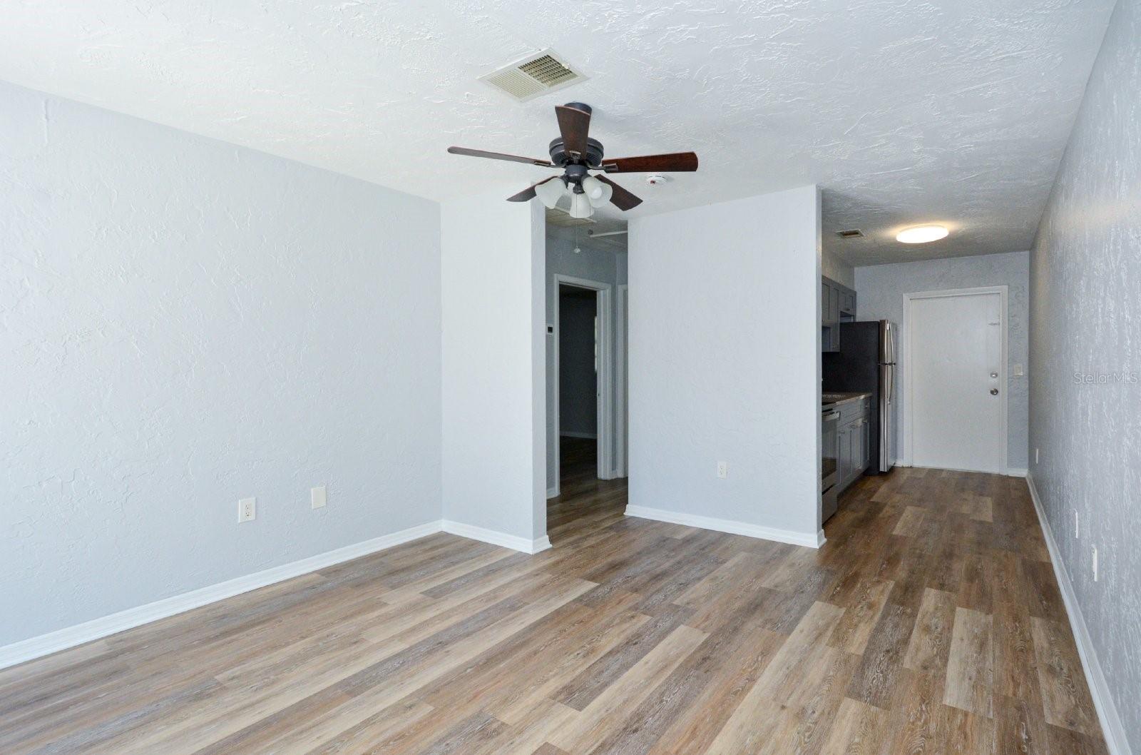Image 4 of 12 For 2519 9th Avenue W 3