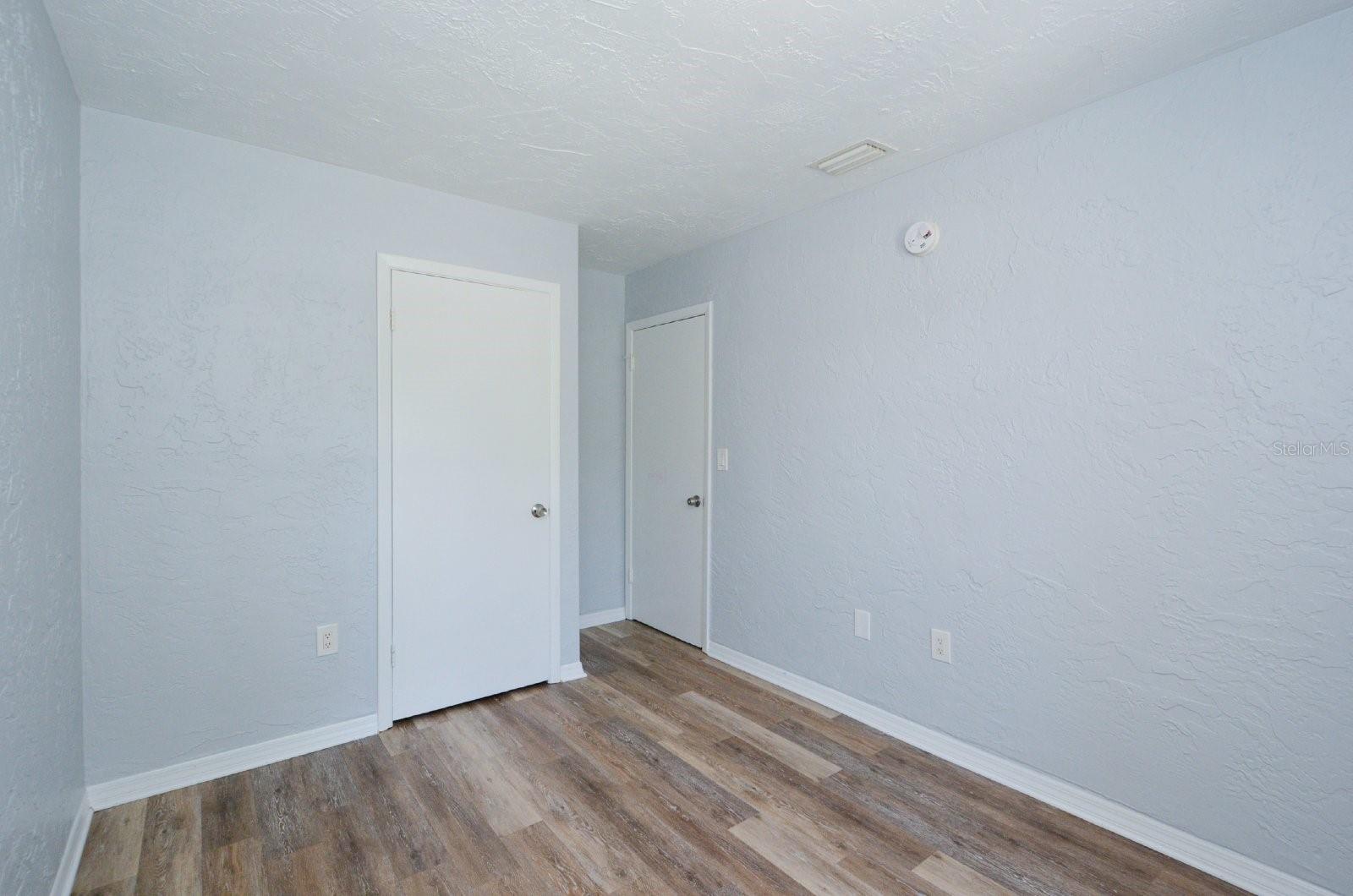 Image 6 of 12 For 2519 9th Avenue W 3