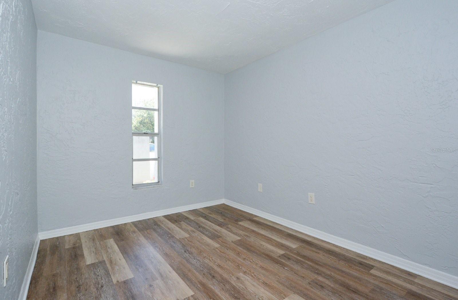 Image 7 of 12 For 2519 9th Avenue W 3