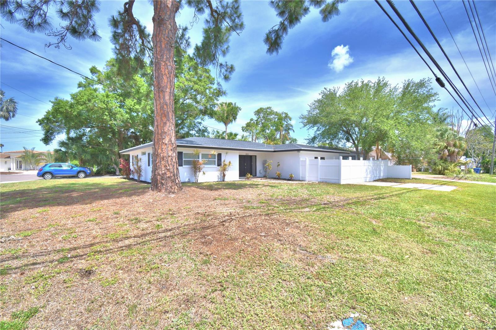 Details for 3553 Center Circle, LARGO, FL 33774