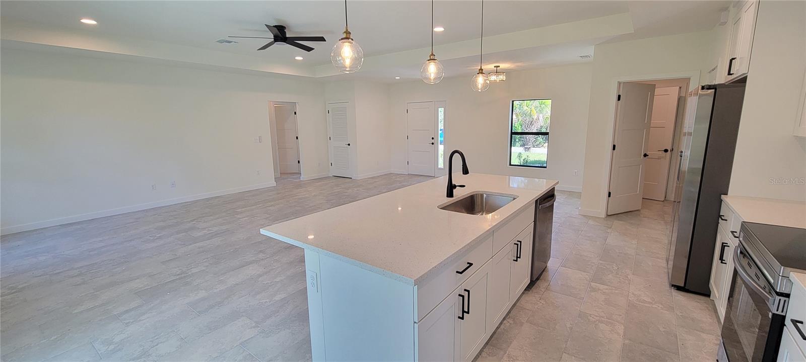 Image 5 of 13 For 7130 Beckwith Avenue