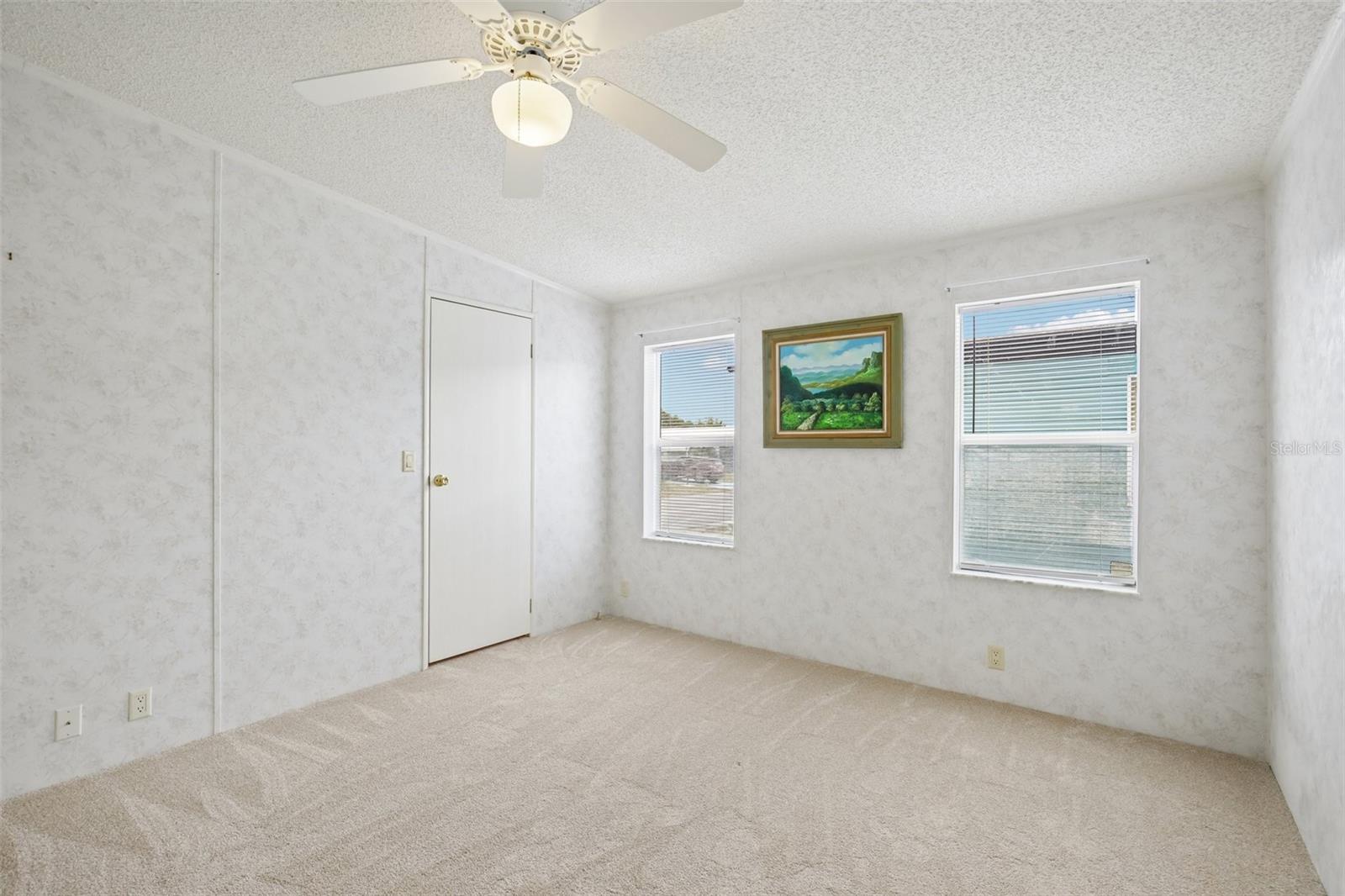 Image 12 of 27 For 6710 36th Avenue E 282
