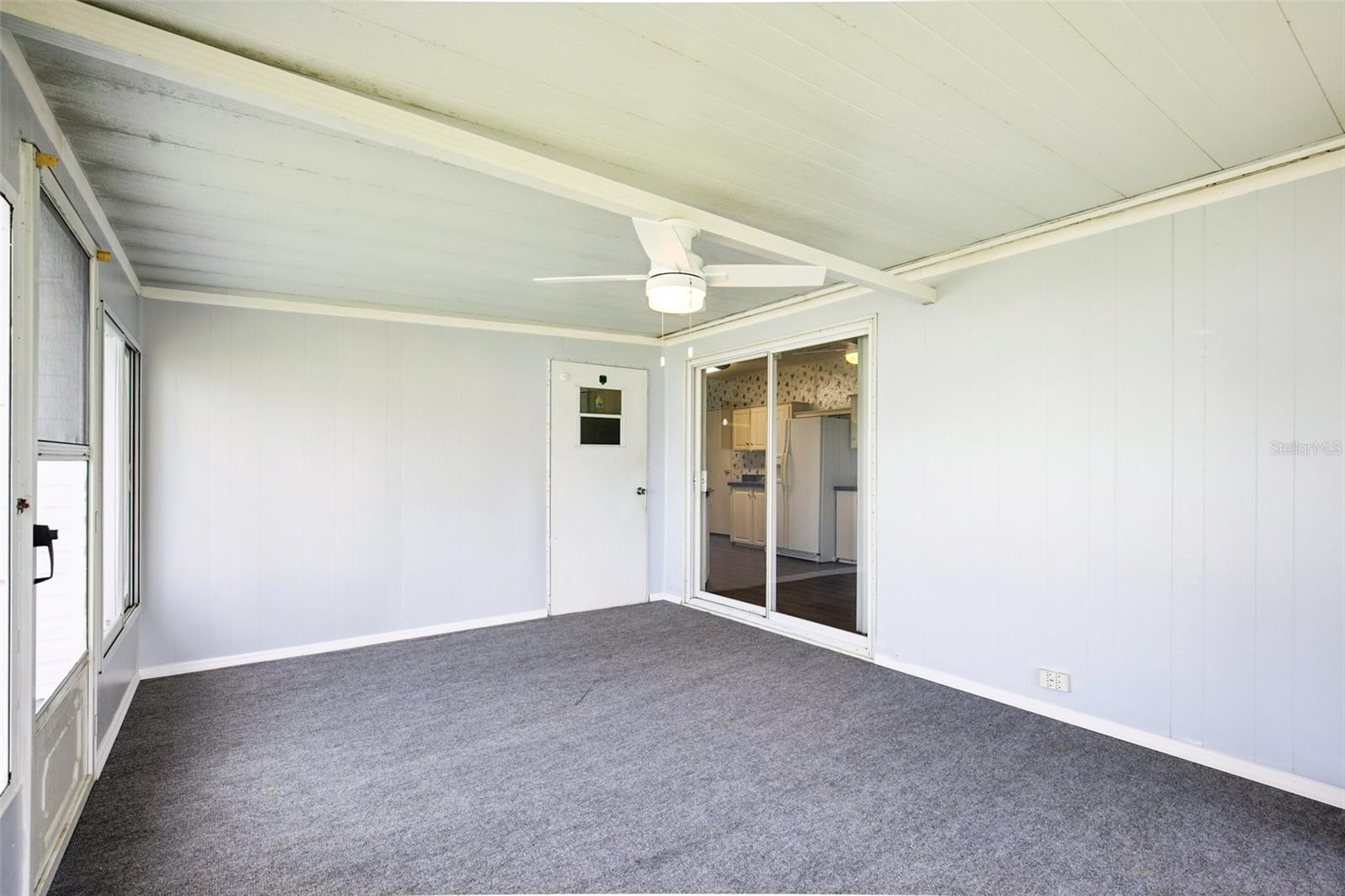 Image 24 of 27 For 6710 36th Avenue E 282