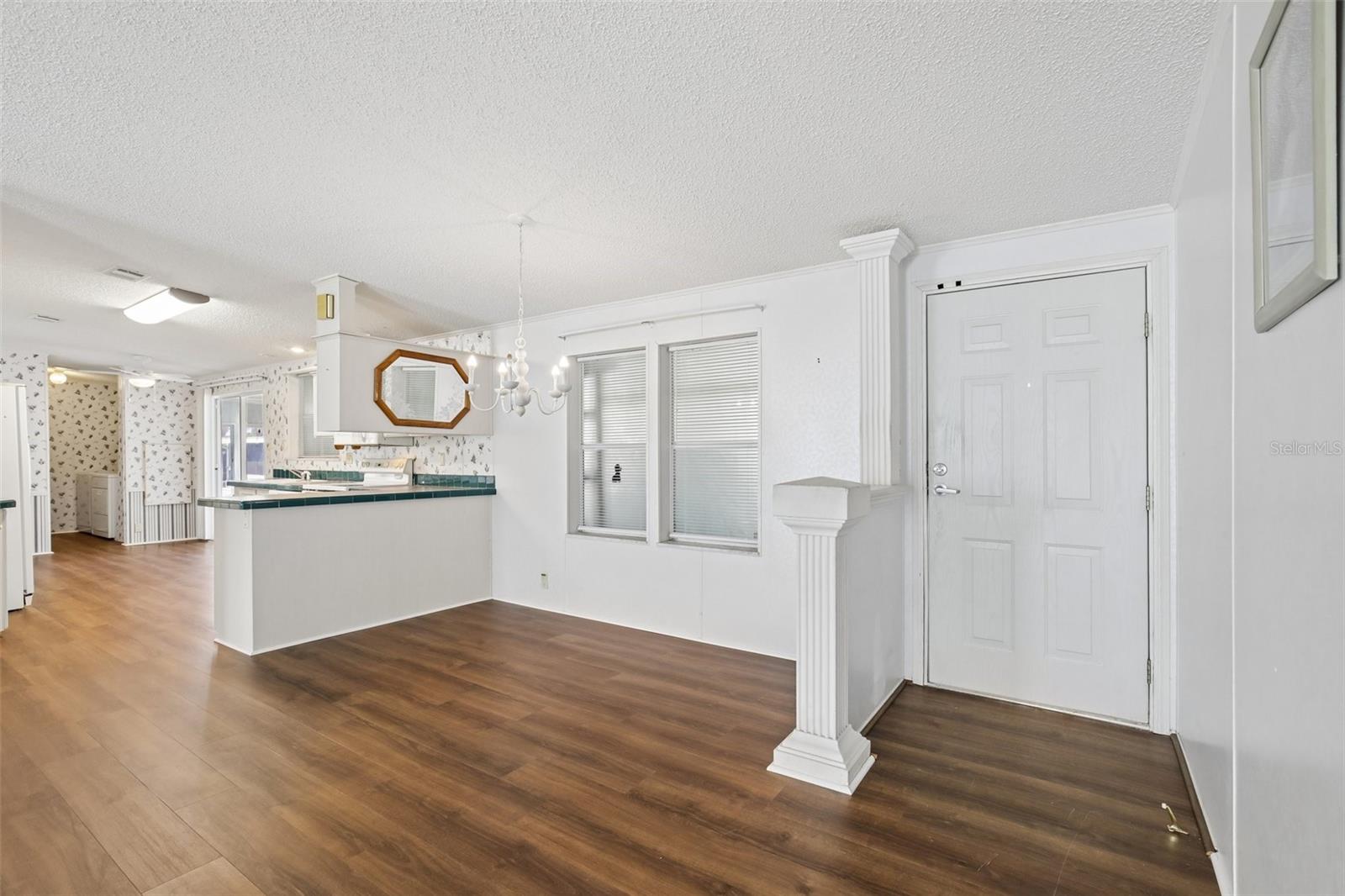 Image 5 of 27 For 6710 36th Avenue E 282