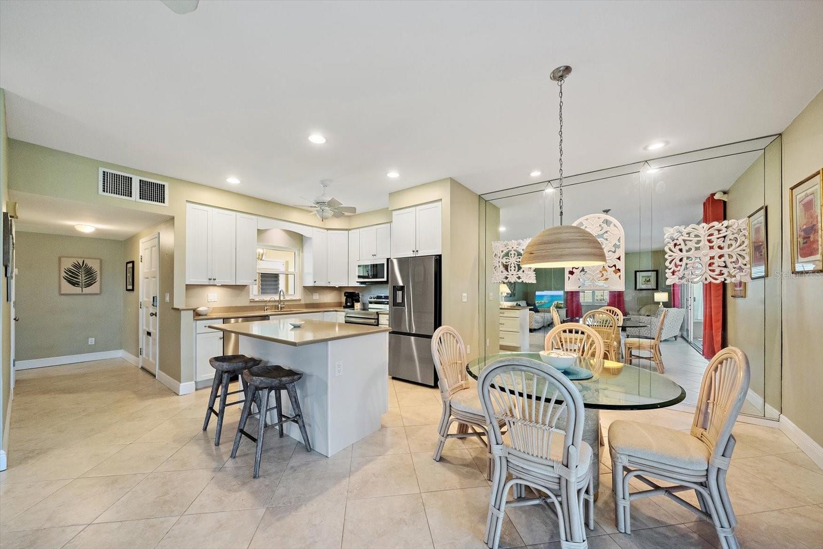 Image 10 of 29 For 5869 Tidewood Avenue 7