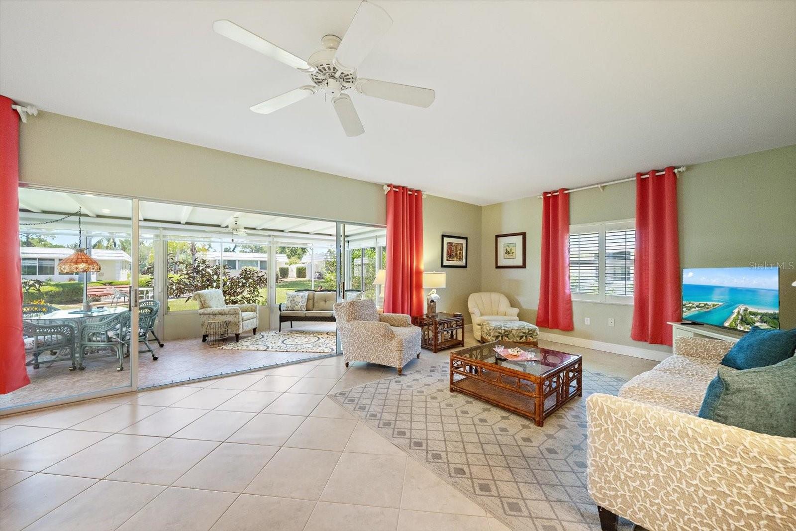 Image 14 of 29 For 5869 Tidewood Avenue 7