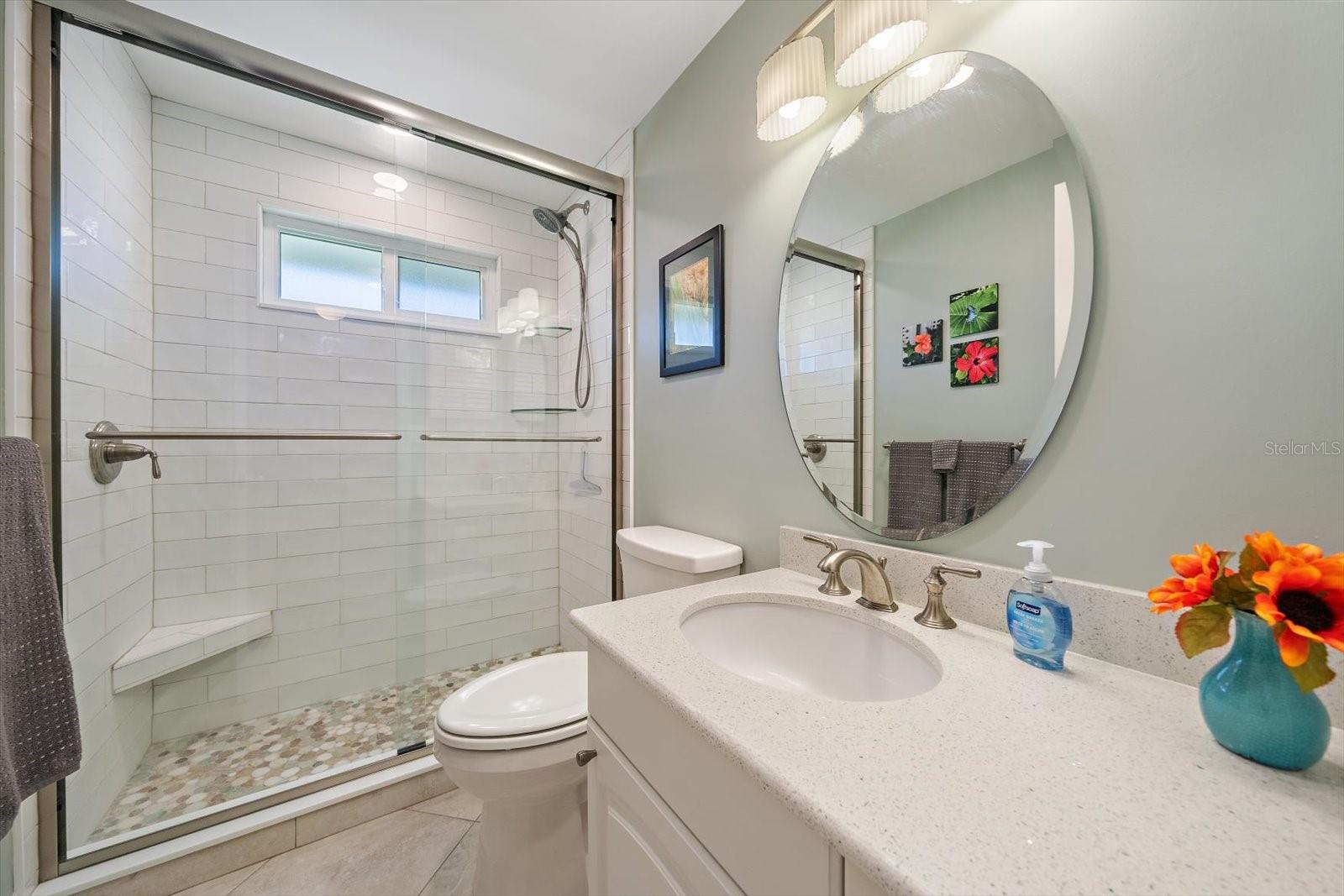 Image 17 of 29 For 5869 Tidewood Avenue 7