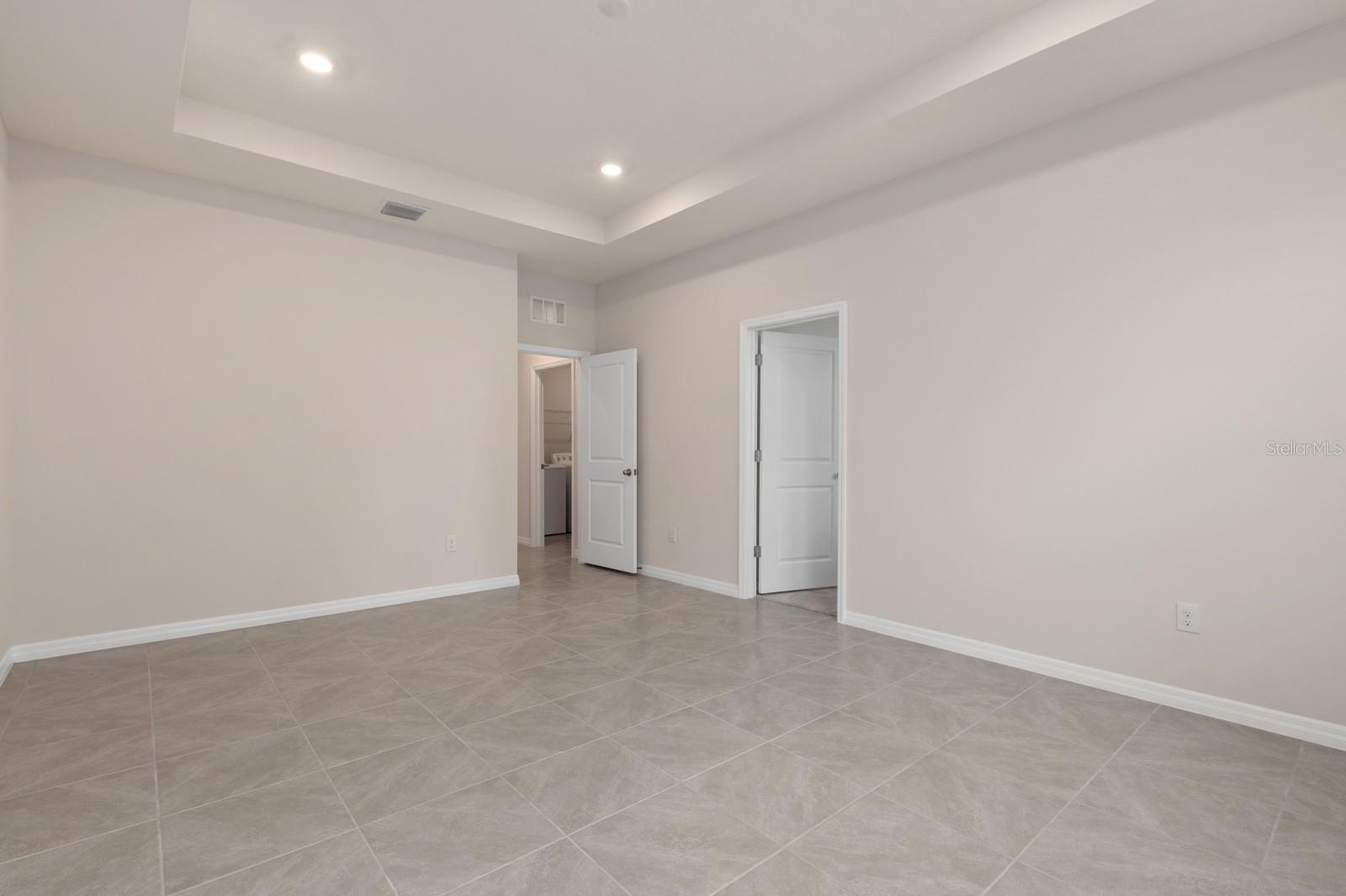 Image 16 of 29 For 520 158th Street E