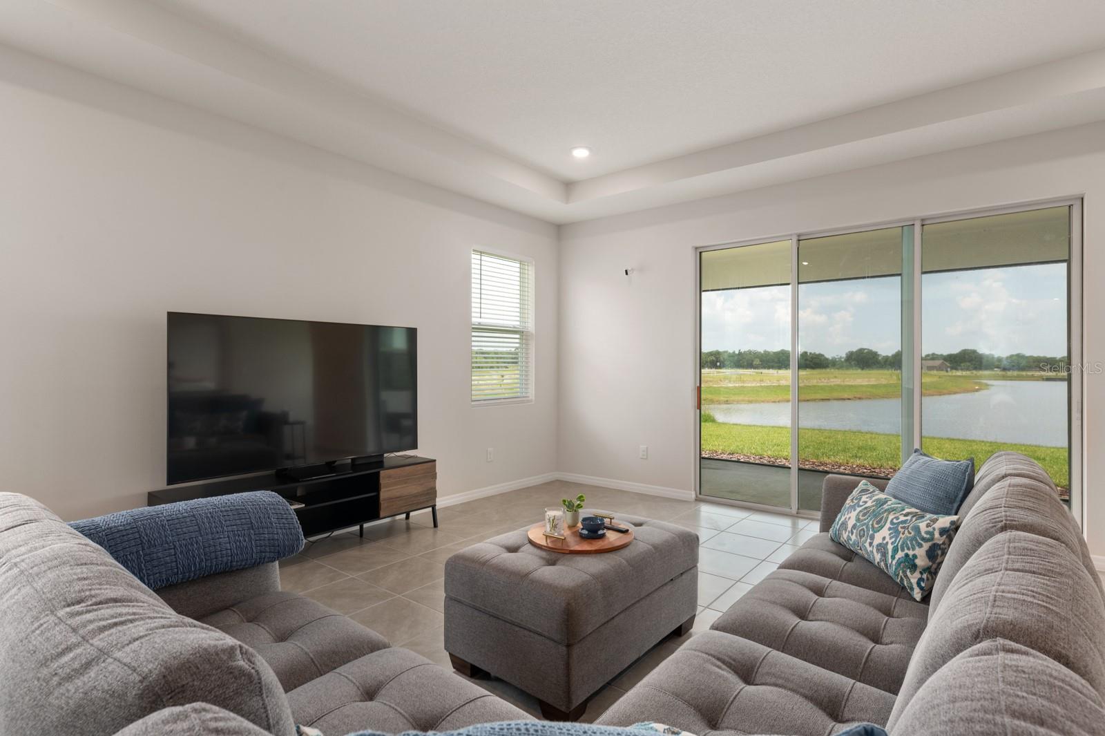 Image 4 of 29 For 520 158th Street E