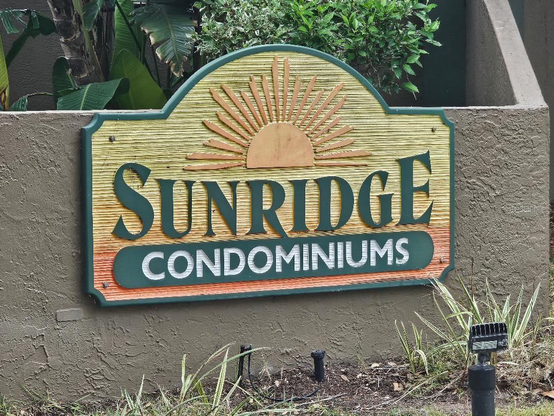 Image 3 of 19 For 956 Sunridge Drive H2
