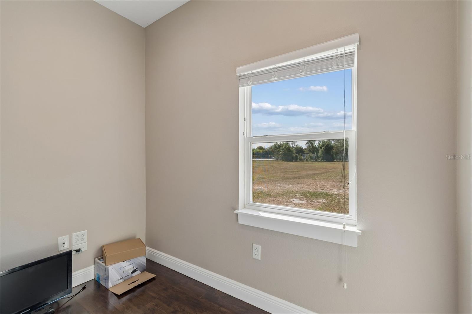 Image 41 of 100 For 29913 Darby Road