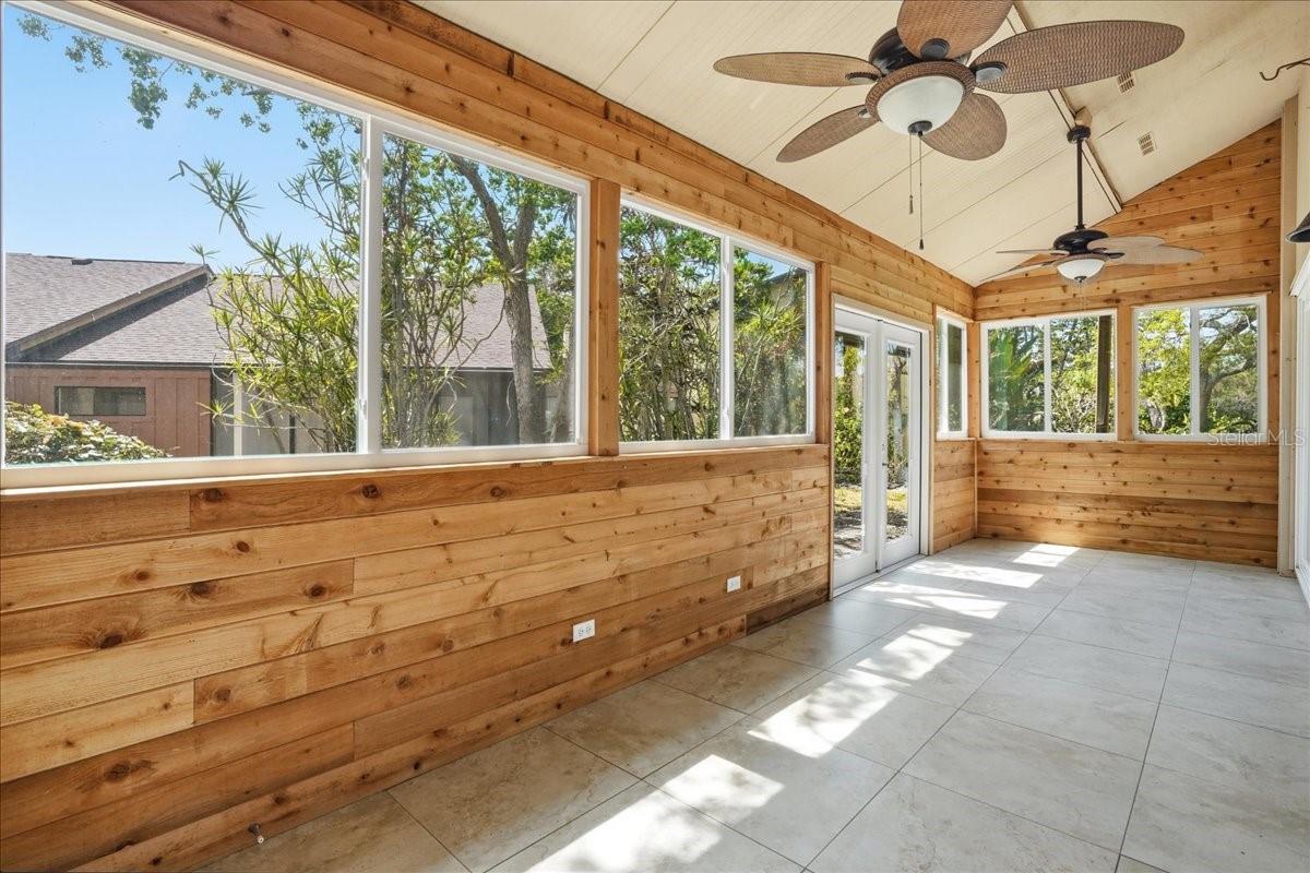 Image 34 of 65 For 7522 4th Avenue W