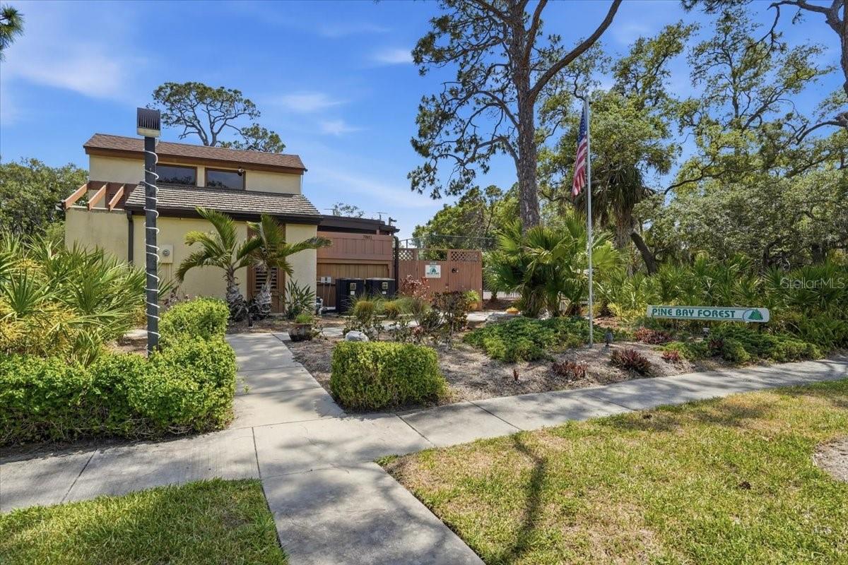 Image 37 of 65 For 7522 4th Avenue W