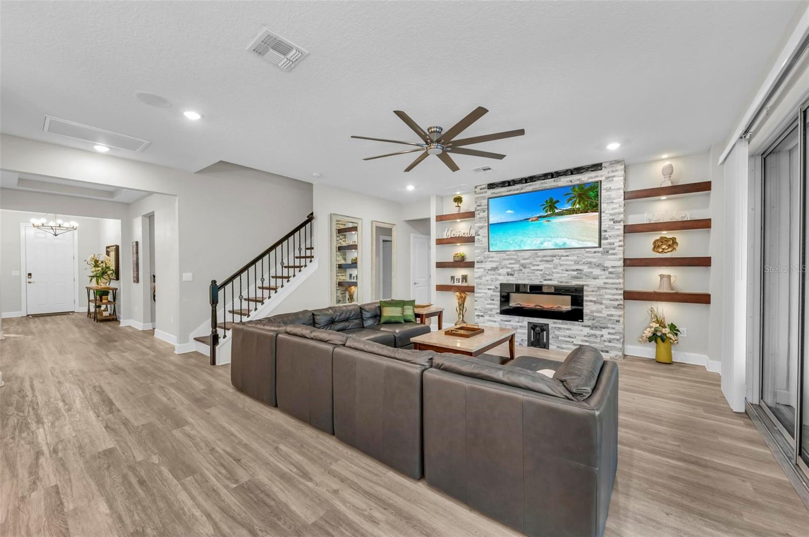 Image 19 of 76 For 7284 Great Egret Boulevard